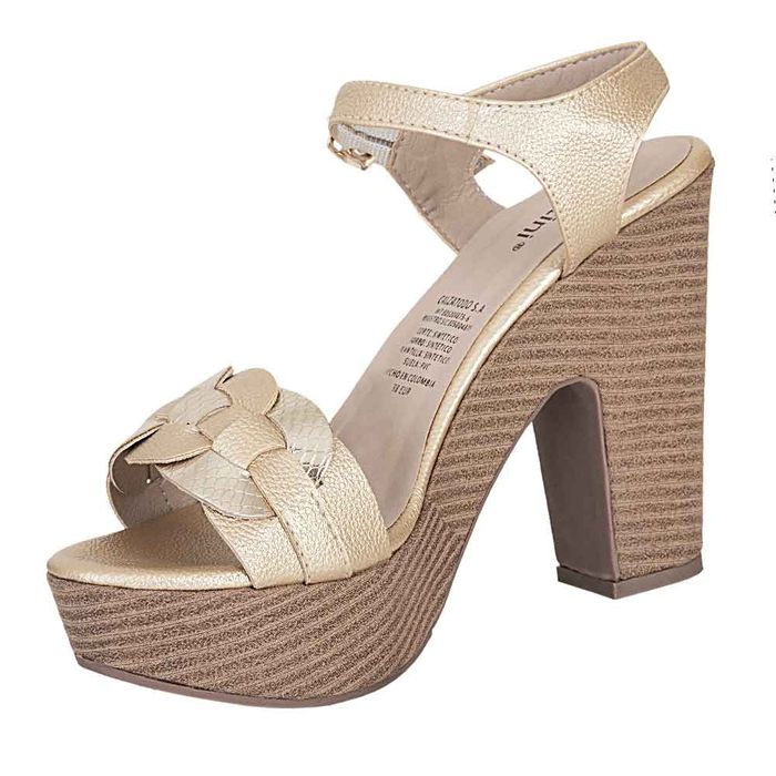 Plataforma de Mujer marca Frattini / Sand.t060