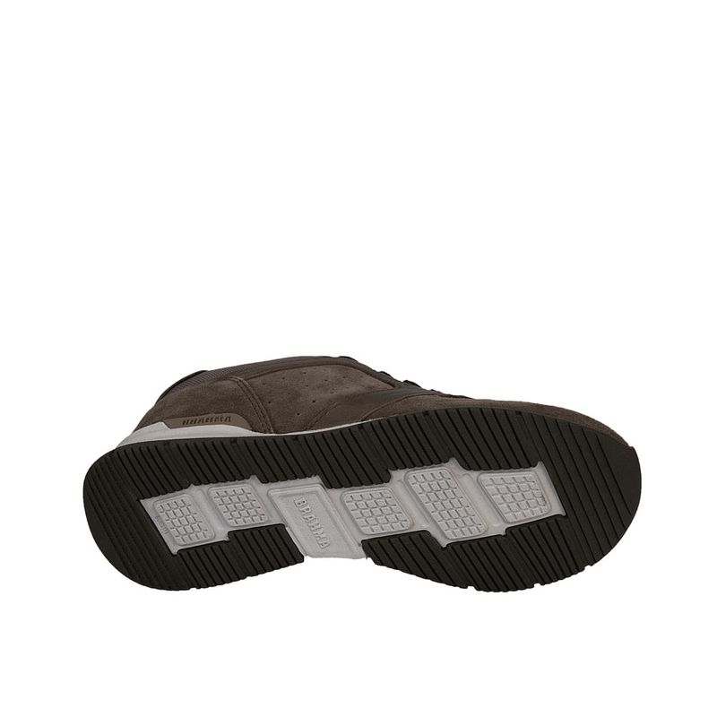 113000532_taupe_04